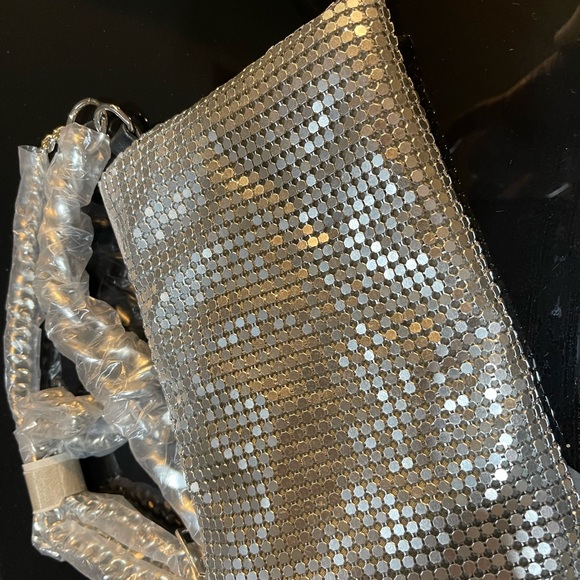 NWT Silver Metal Crossbody Purse - Picture 3 of 4